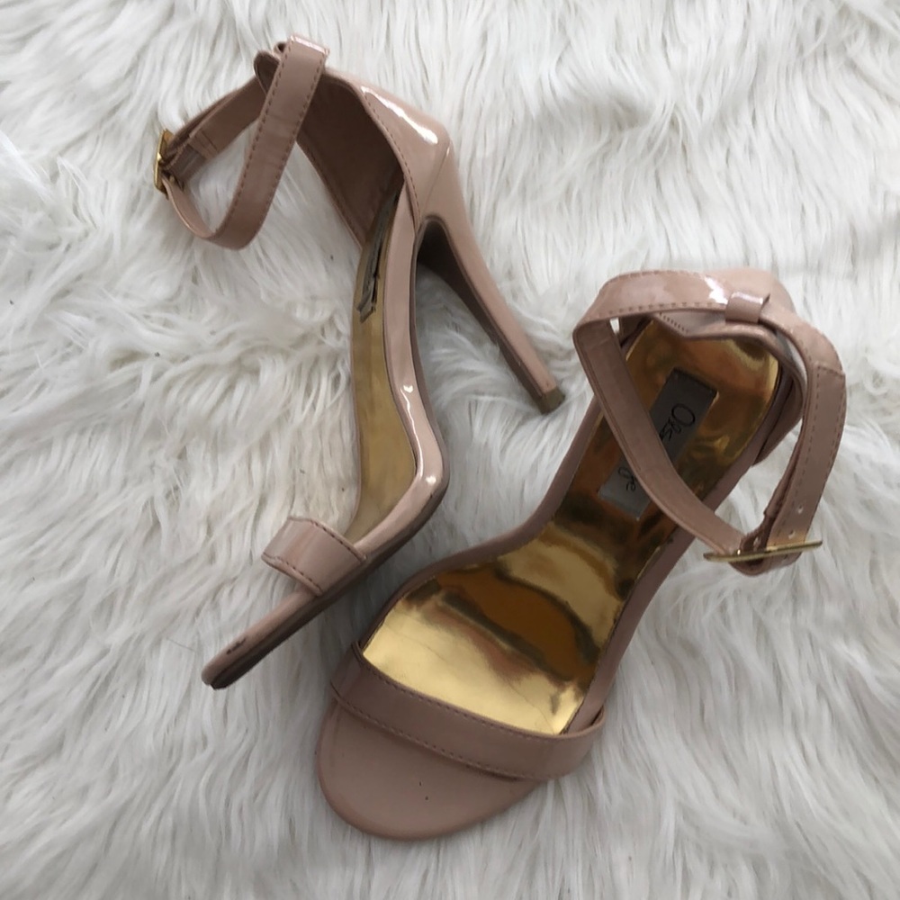 Nude heels